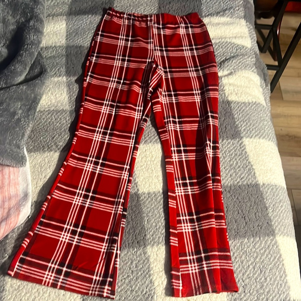 No Boundaries flair pants size small